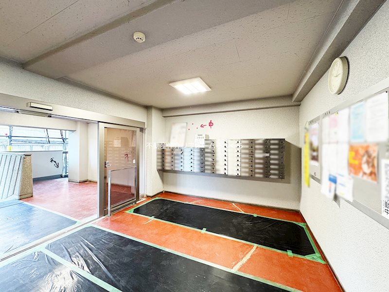 共用部写真（エントランス）