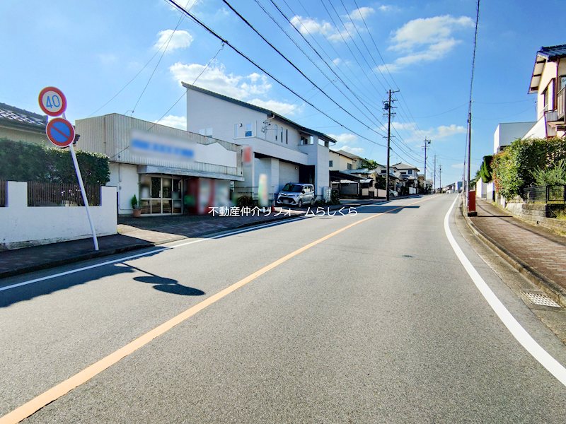 現地写真（前面道路含む現地写真）