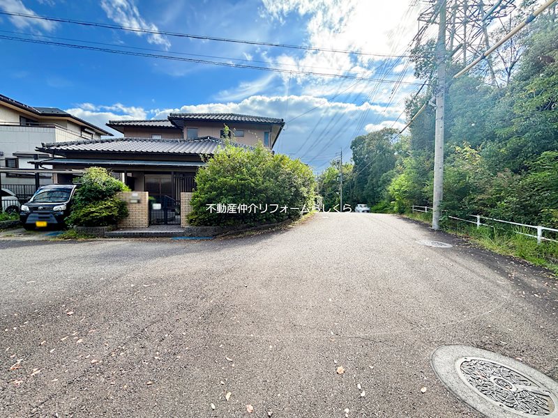 現地写真（前面道路含む現地写真）