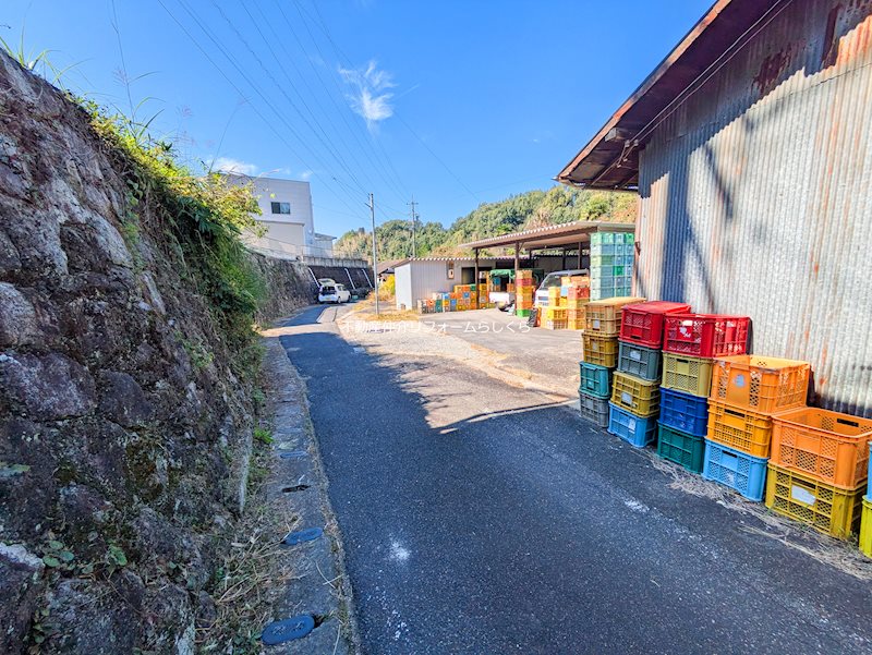 現地写真（前面道路含む現地写真）