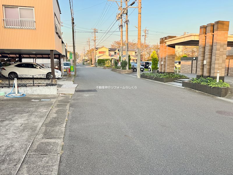 現地写真（前面道路含む現地写真）