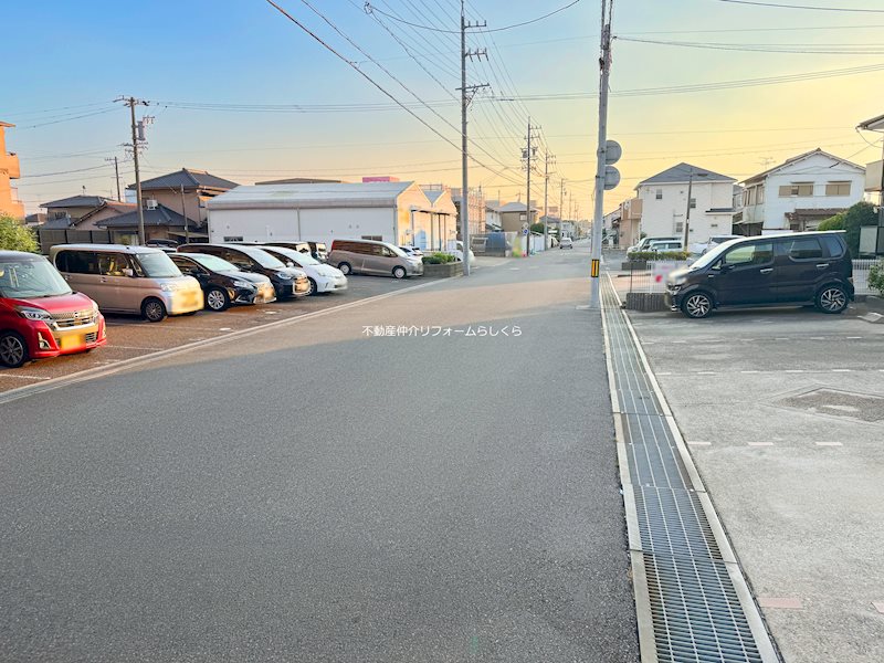 現地写真（前面道路含む現地写真）