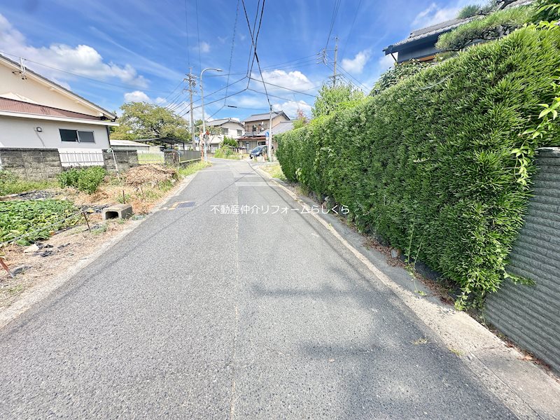 現地写真（前面道路含む現地写真）